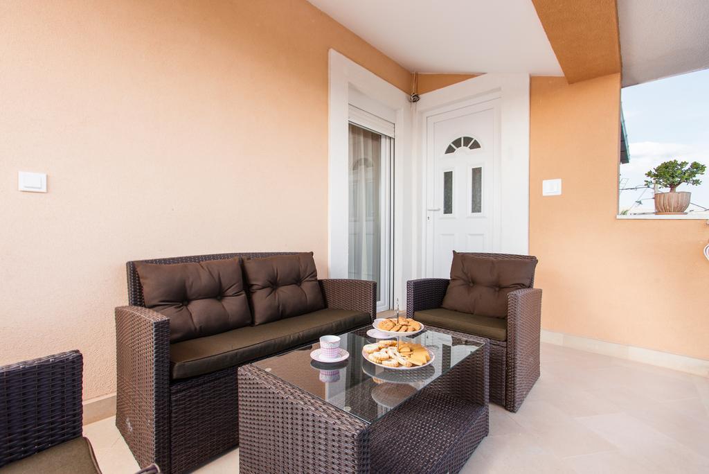 Apartment Nika Split Bagian luar foto