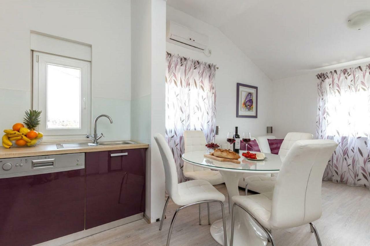 Apartment Nika Split Bagian luar foto
